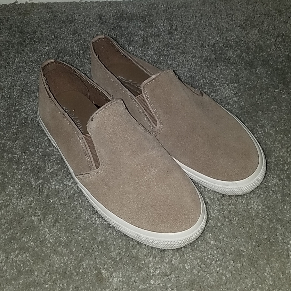 Kenneth Cole Reaction slip ons sneaker